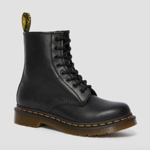 Doc Martens 1460 Smooth Leather Lace-up Boots
